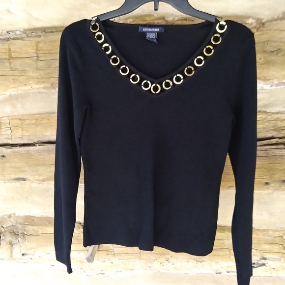 Boston Proper Tops - Boston Proper Black V Neck Gold Ring Top Size Small
